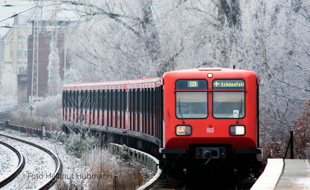 ES WAR WINTER...