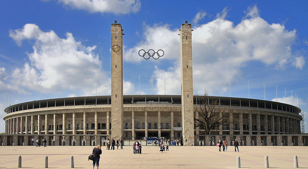 Es war zu seiner Zeit eines der größten Stadien weltweit. Olympiastadion Berlin.