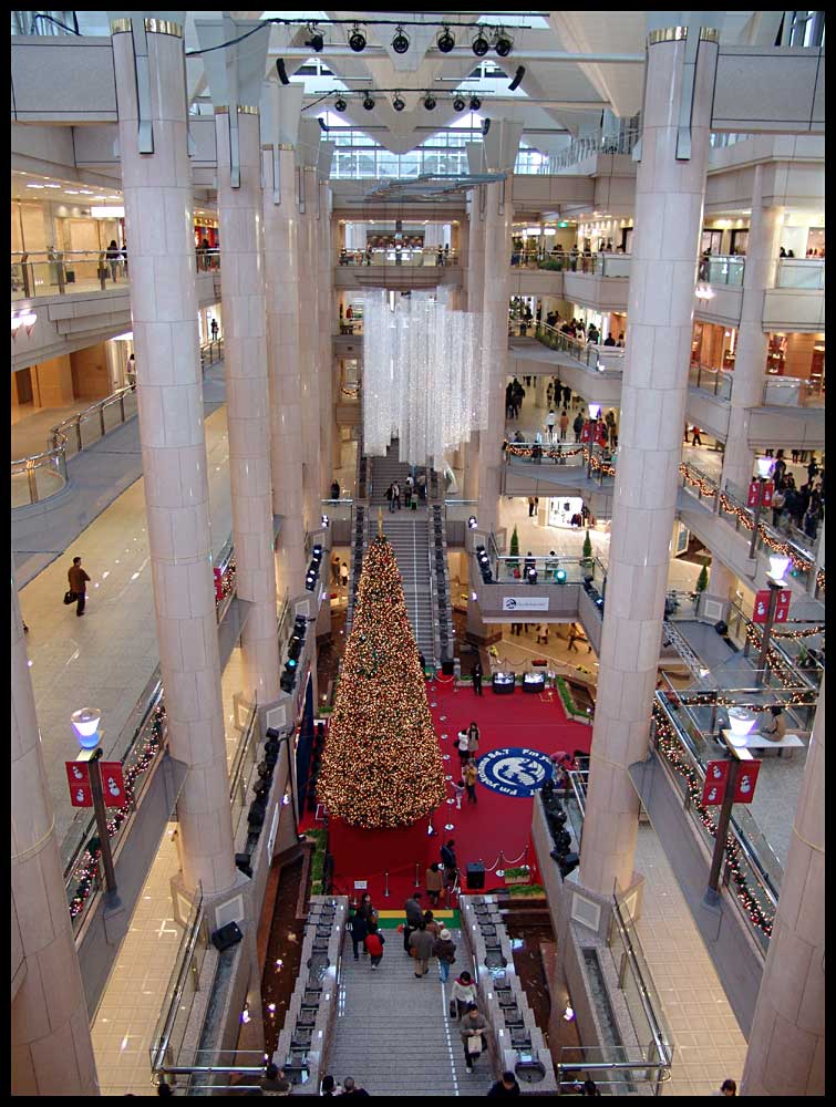 Es weihnachtet sehr in Tokyo