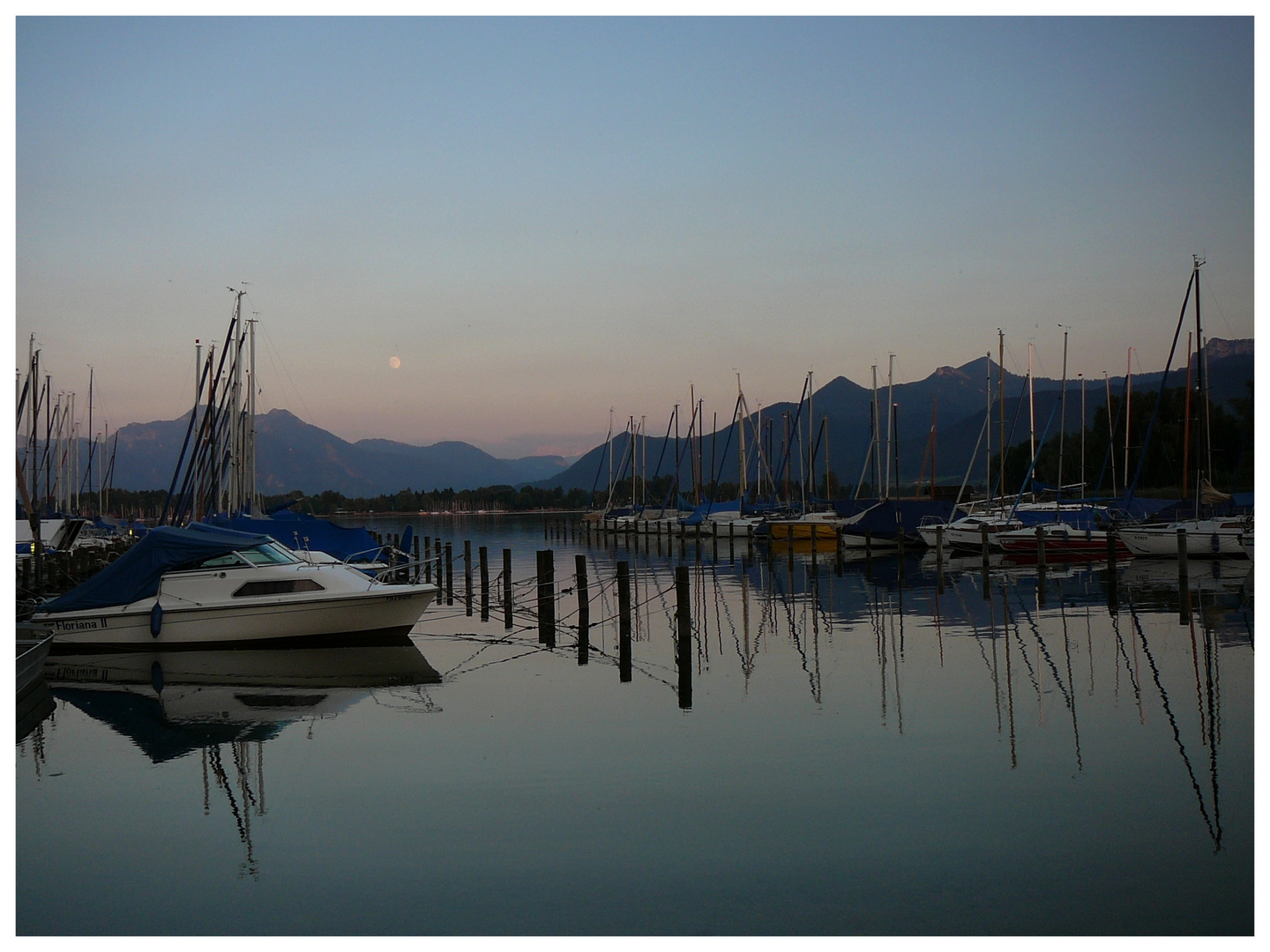 Es wir Nacht am See...