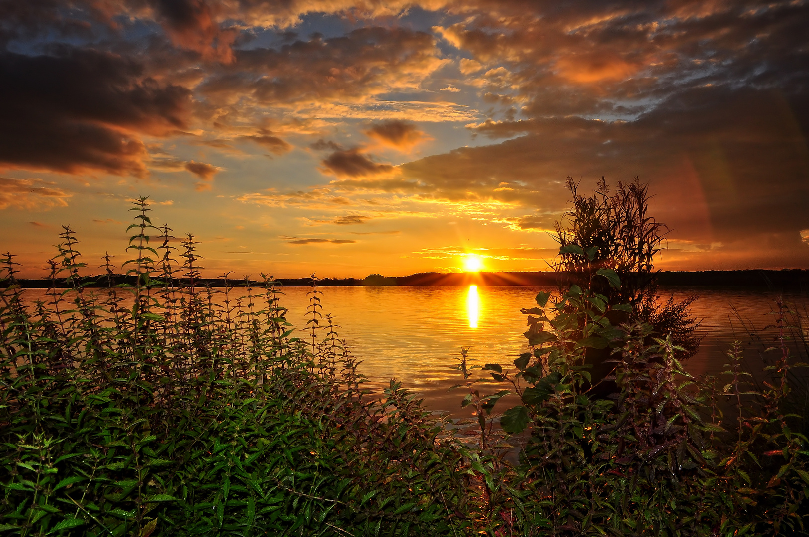 Es wird Abend am Rangsdorfer See Rangsdorfer See....