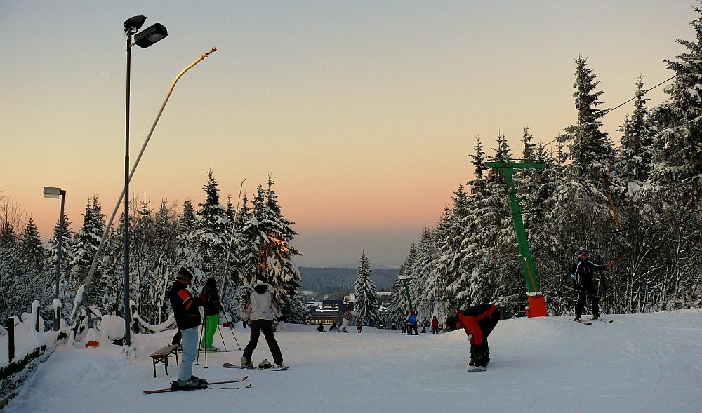 Es wird Abend auf dem Skihang II