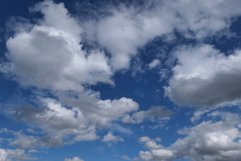 Es wird Herbst im Taunus:  Die Wolken 01