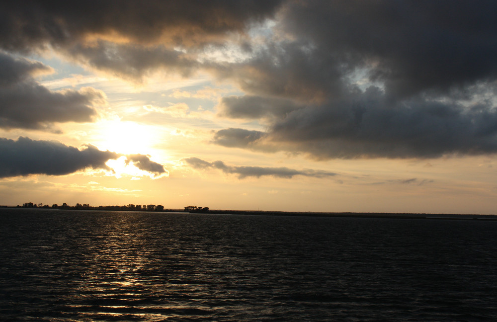 Es wird Nacht am Bodden