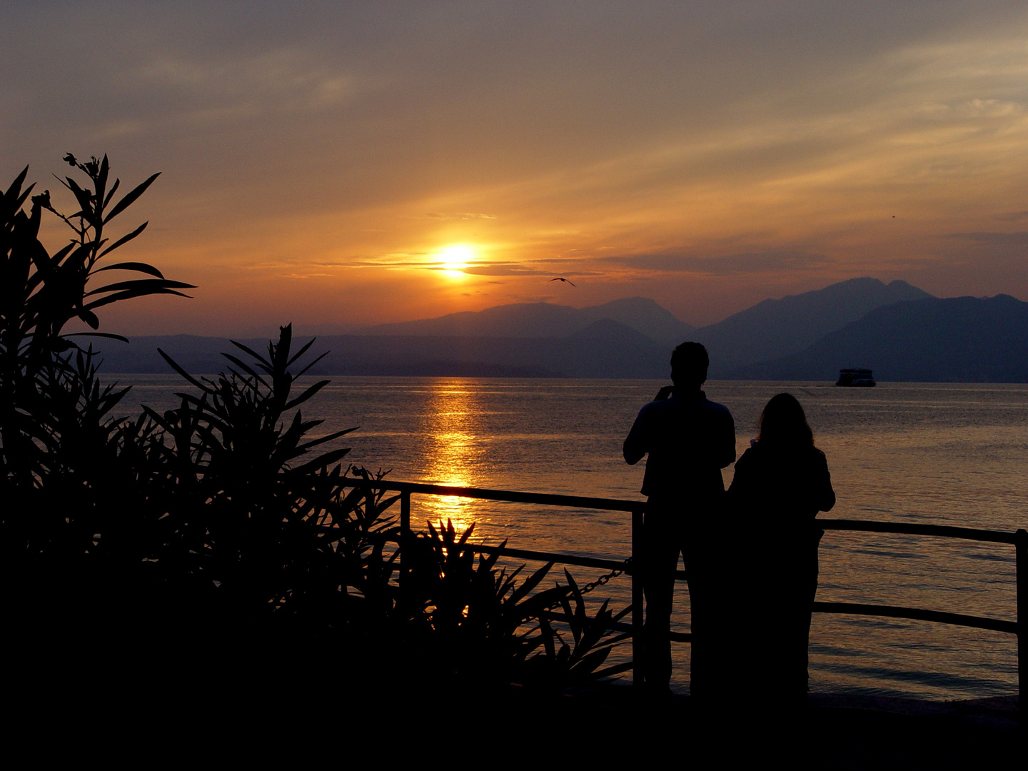 es wird Nacht am Gardasee