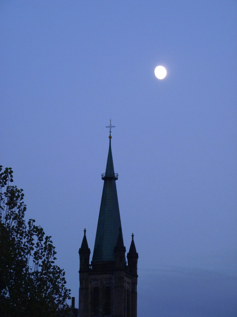 Es wird Nacht in Aachen...