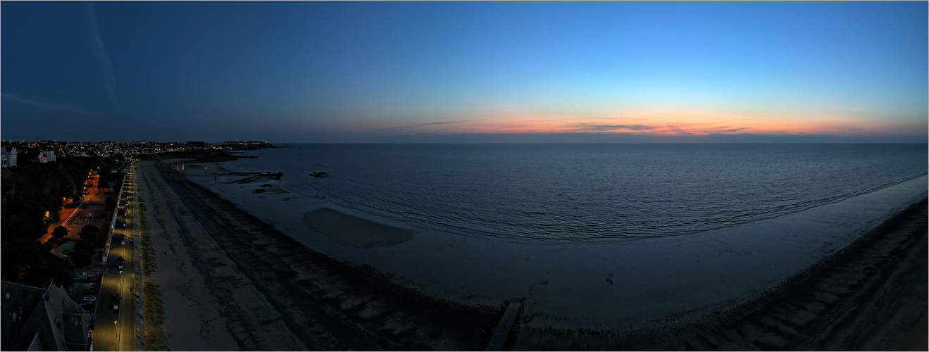 es wird Nacht über der Normandie