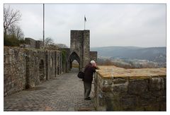 es wurde scharf geschossen auf der Schlossruine in Arnsberg