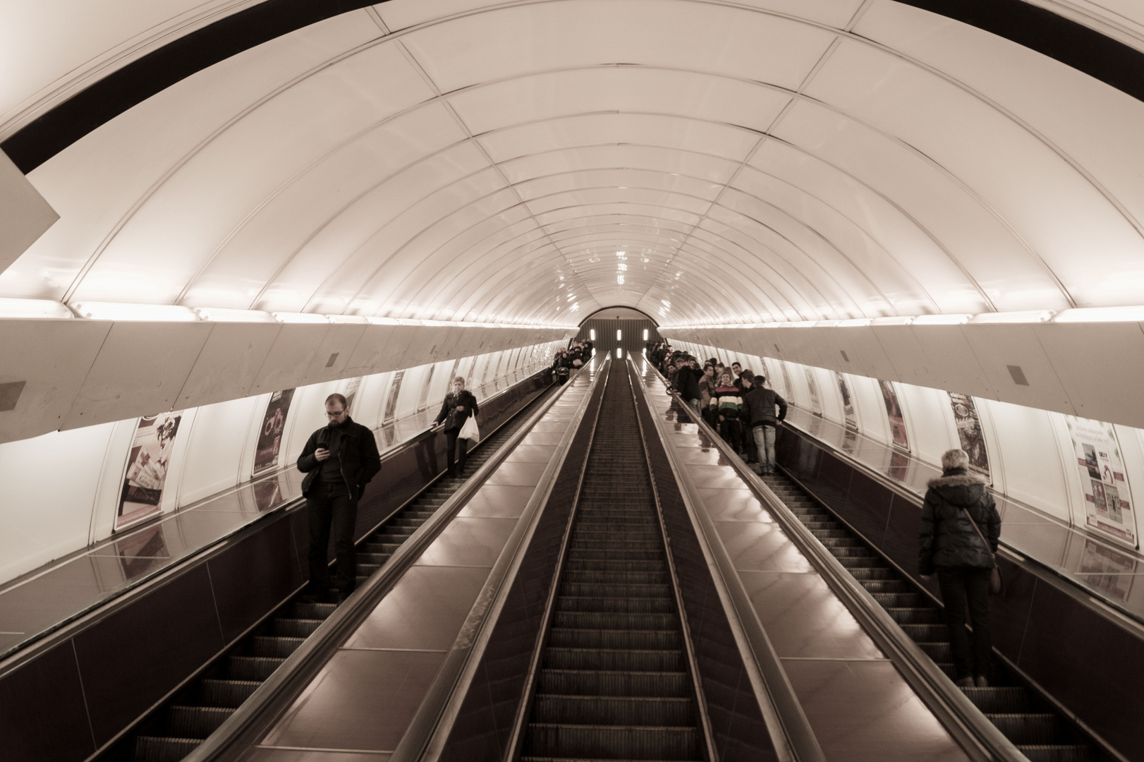 escalator