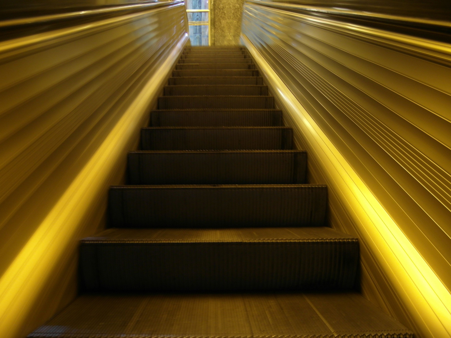 Escalator Rockefeller Center