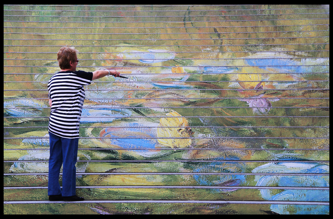 ESCALERA A MONET