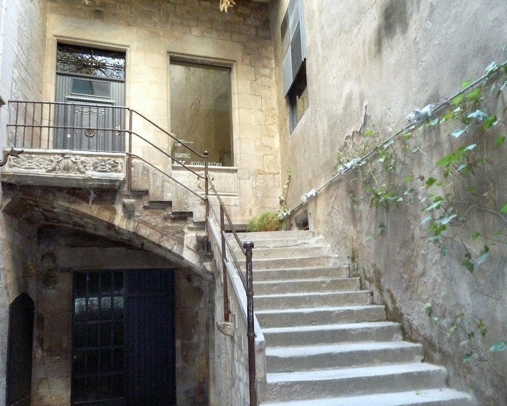 ESCALERA (Barrio Judio de Girona)