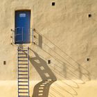 Escalera con sombras