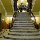 Escalera de acceso a la biblioteca y Salón Regio del Circulo de las Artes.