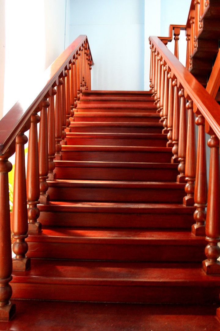 Escalera de madera