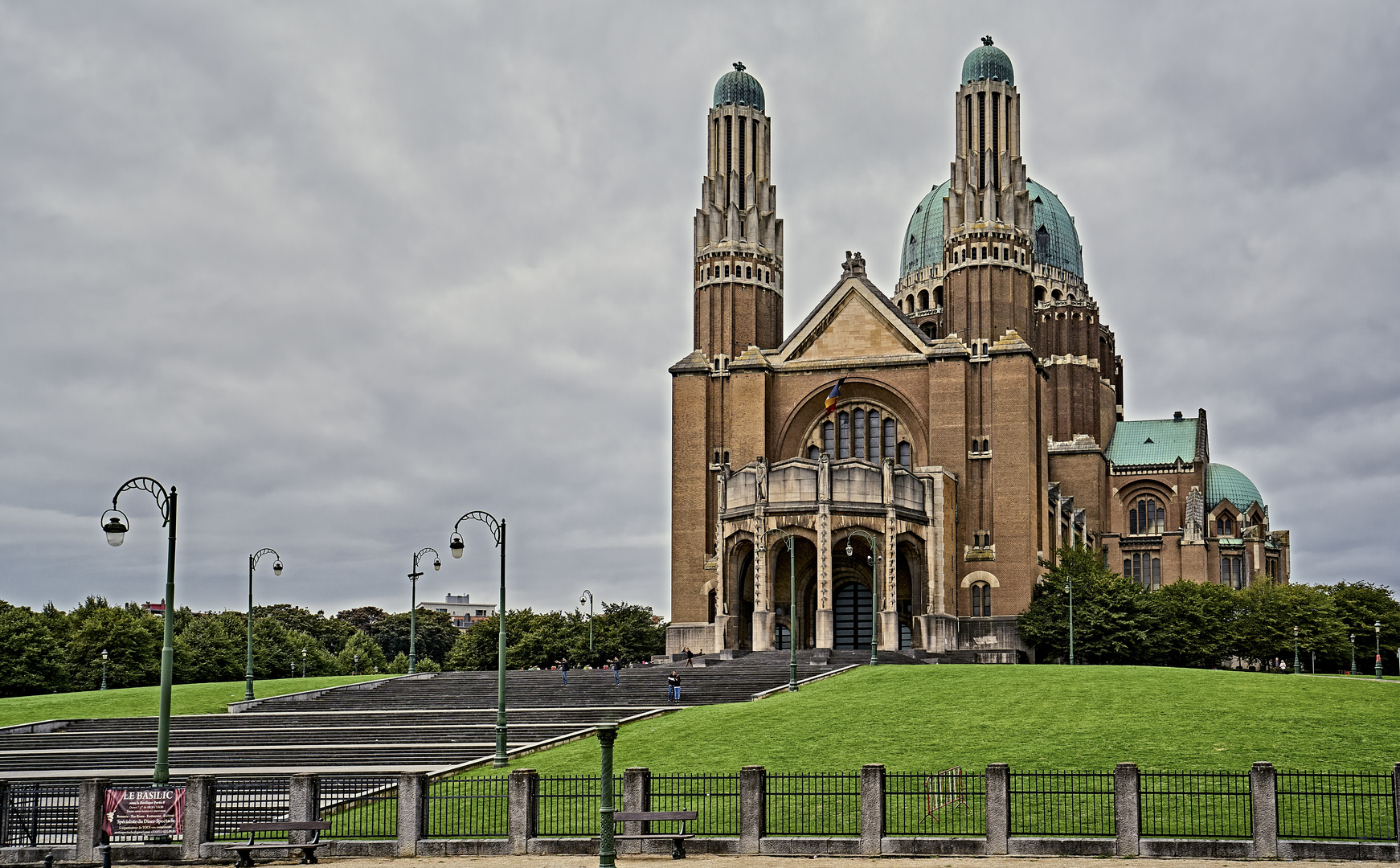 Escaleras de la Basílica