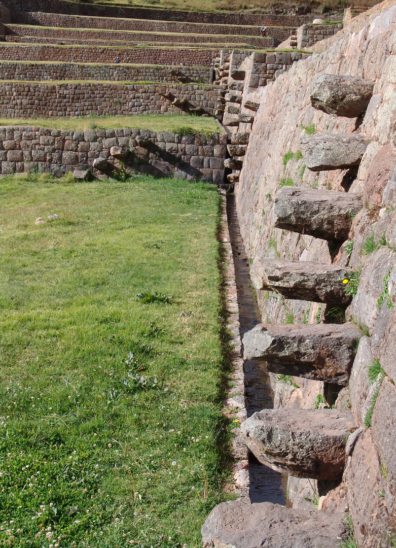 Escaleras de piedra