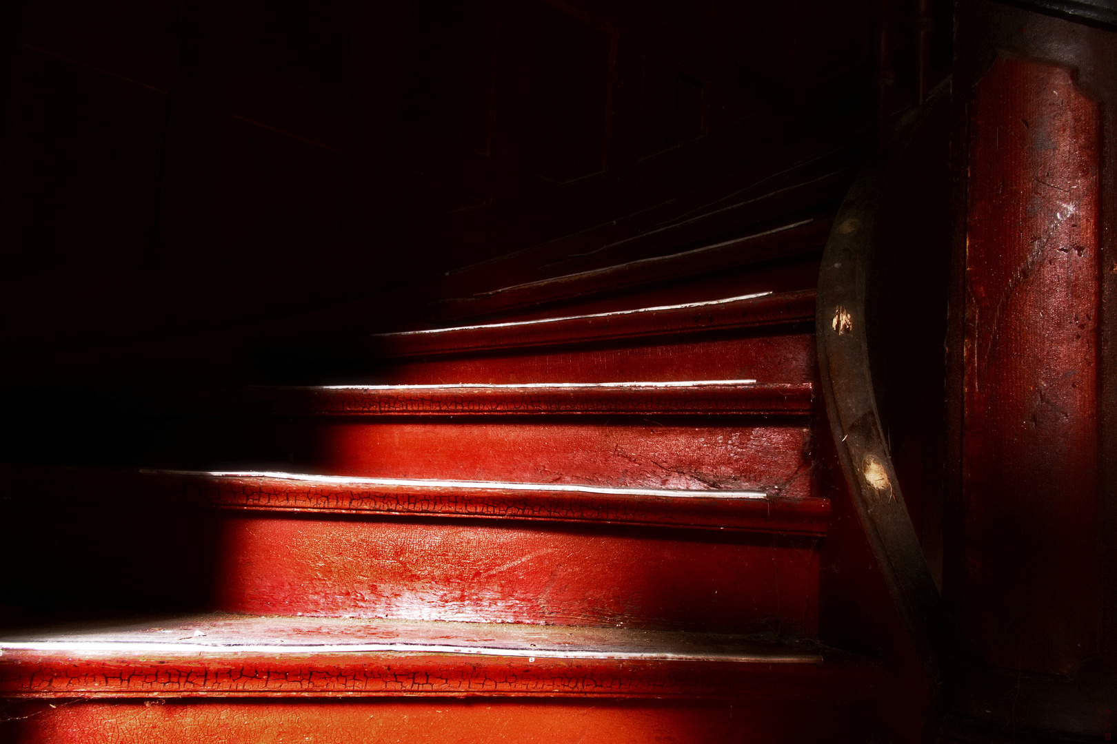 Escalier rouge