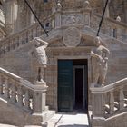 Escalinata de La Catedral compostelana restaurada.
