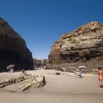 Escenas en la playa de Las Catedrales