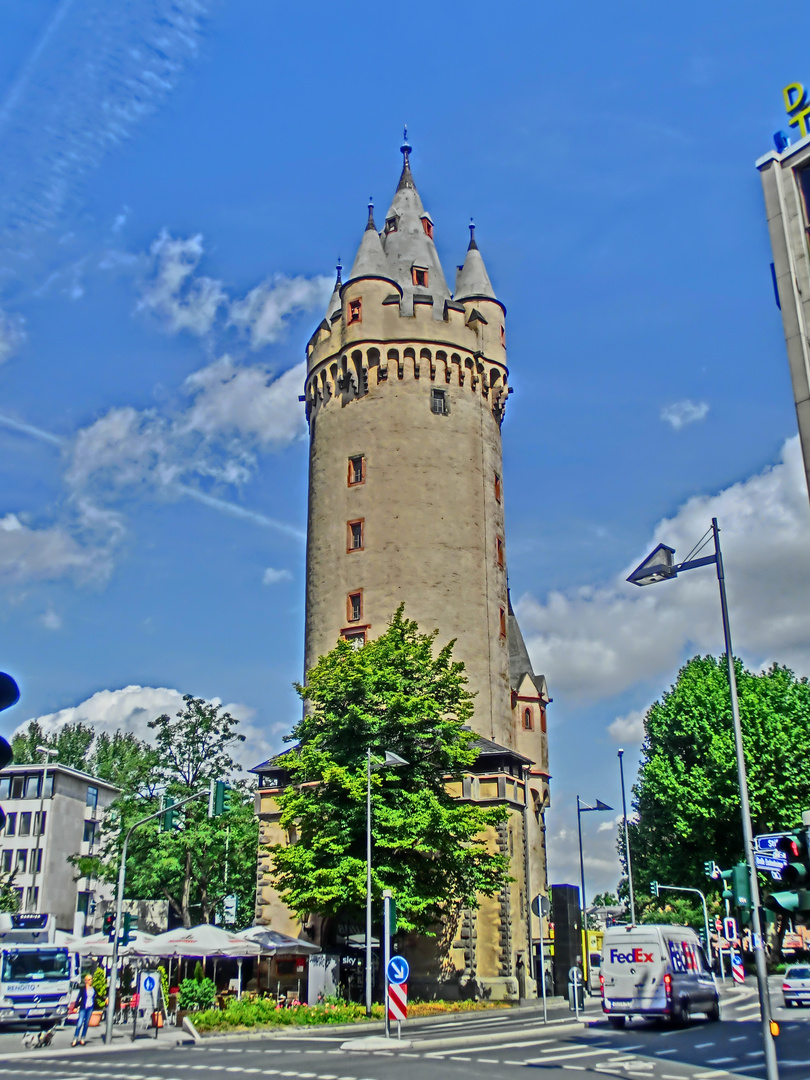 Eschenheimer Turm, Frankfurt (HDR-Aufnahme)