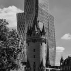 Eschenheimer Turm vorm Nextower, Frankfurt