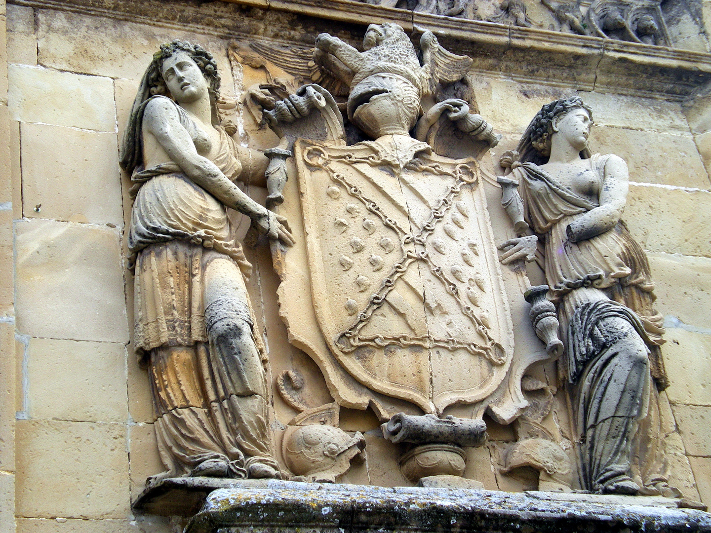 Escudo Nobiliario. Ubeda, ciudad Patrimonio de la Humanidad.