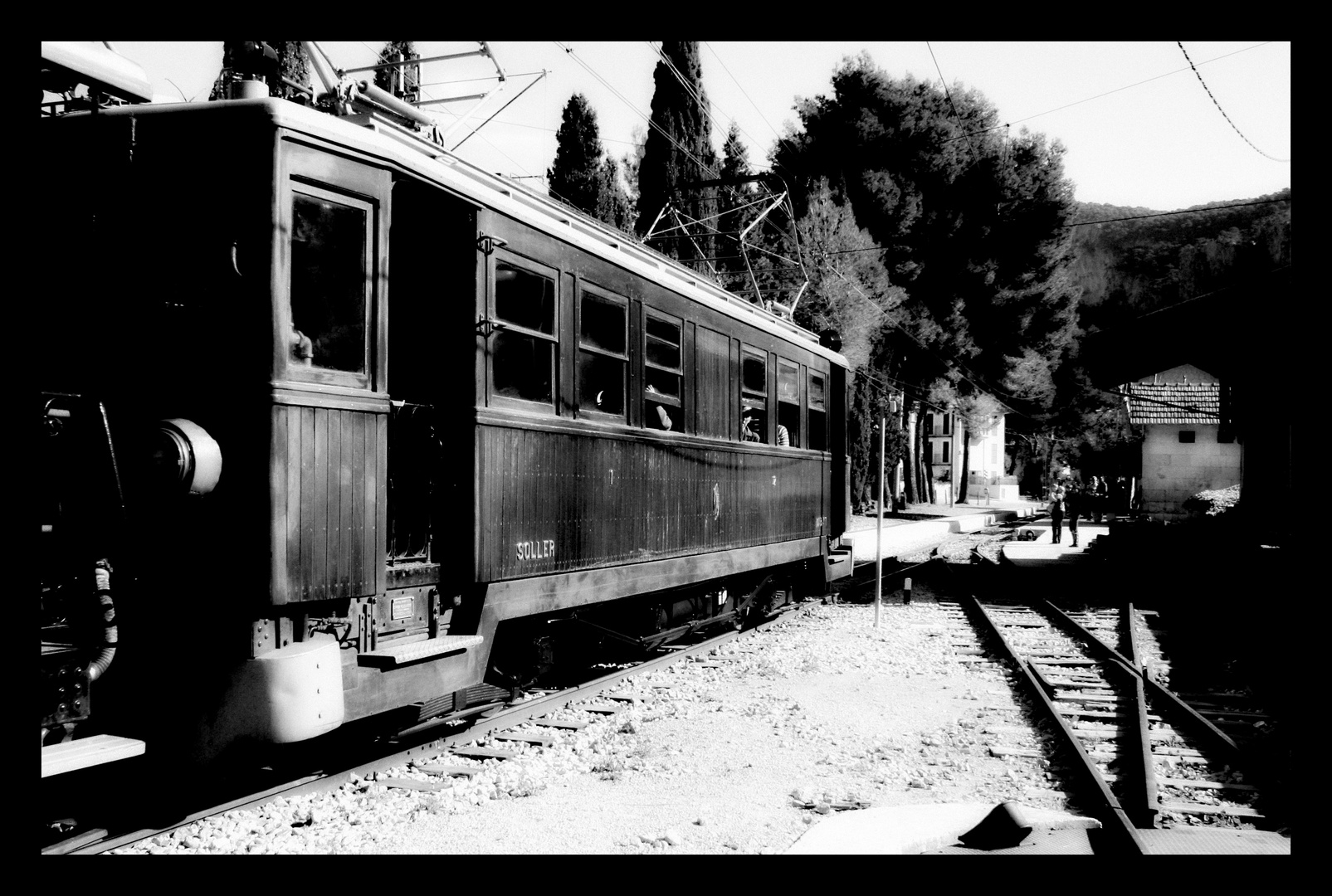 '''Esperándote en la estación de la vida '''Para Goyo ''