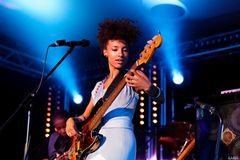 ESPERANZA SPALDING