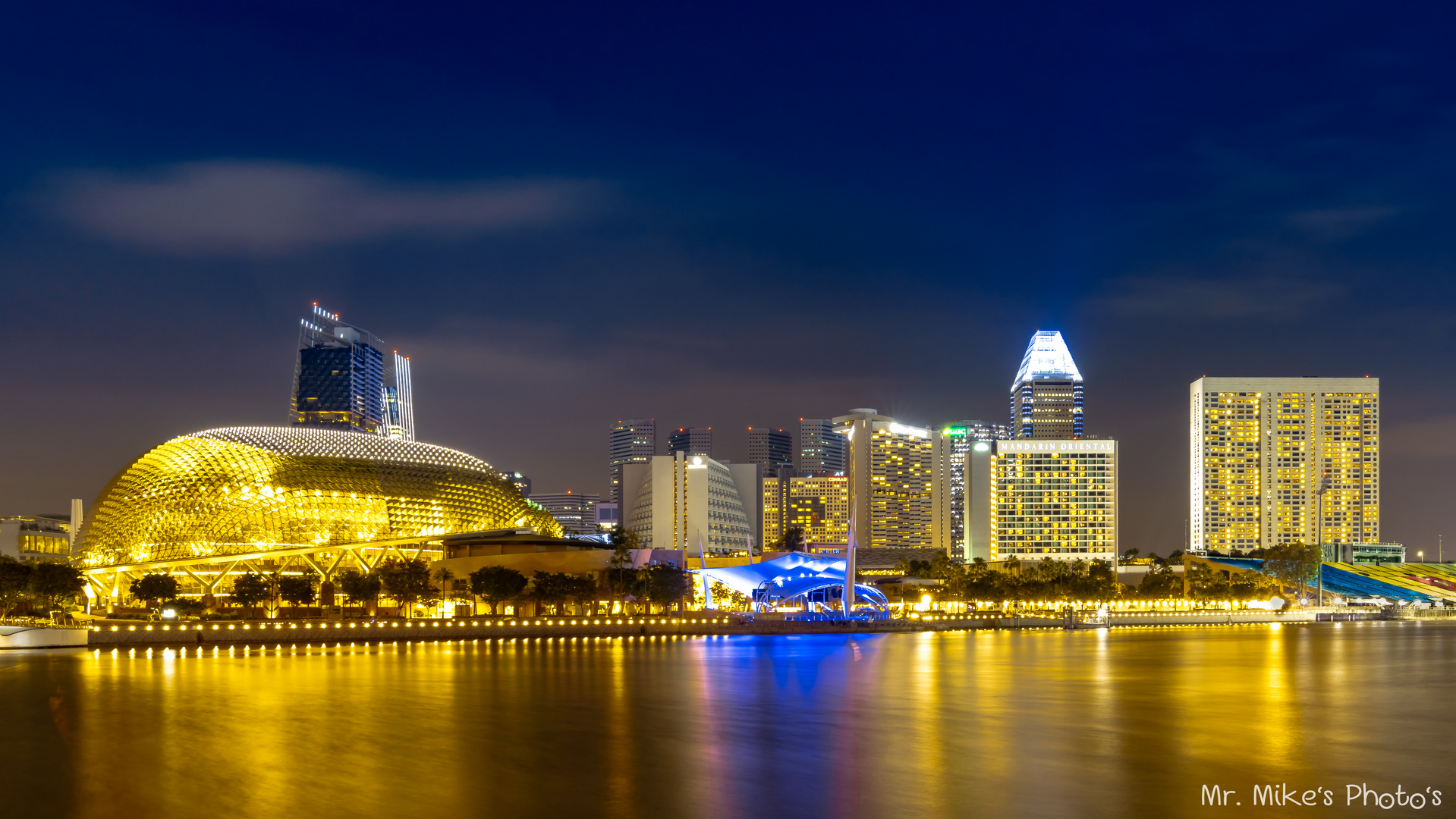 Esplanade - Theatres on the Bay and Floating Stadium