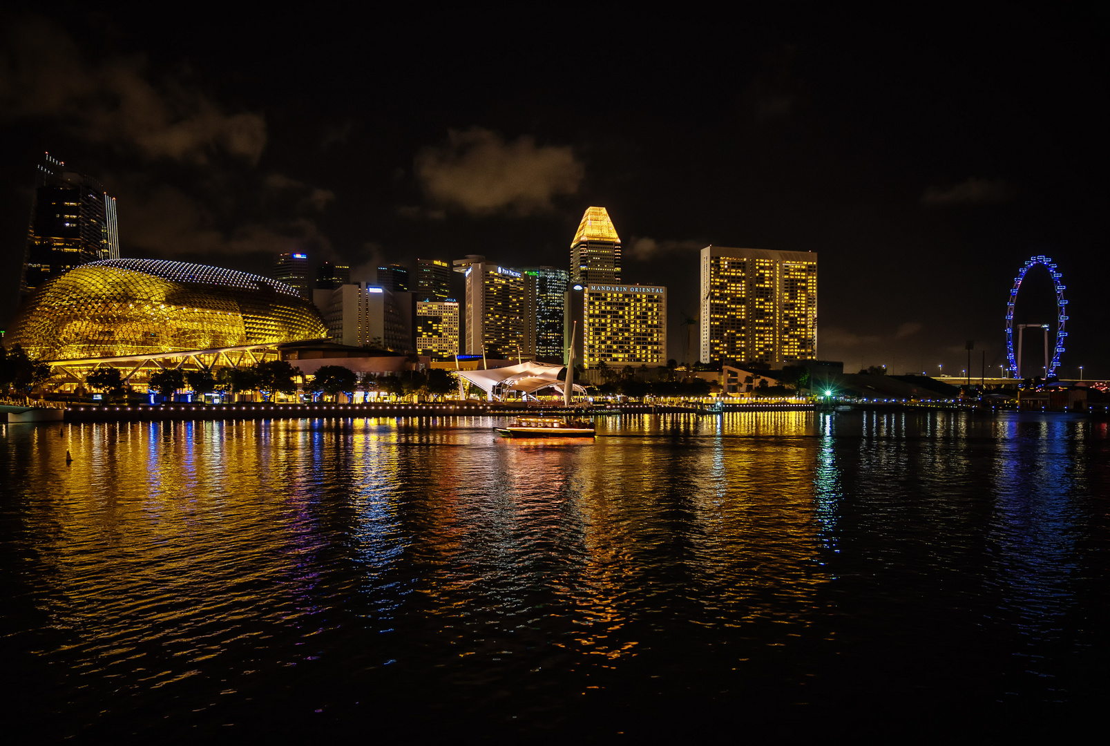 Esplanade - Theatres on the Bay, Singapore (3)