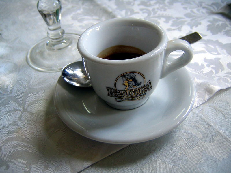 Espresso im Flora, Sizilien
