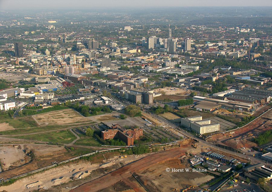 Essen-Altendorf, Kruppgelände und künftiger Berthold-Beitz-Boulevard vor Innenstadtkulisse