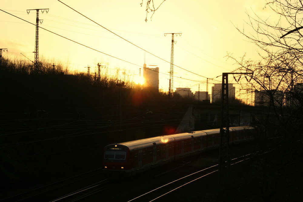 Essen mit Blick auf Innenstadt von Ataraxia