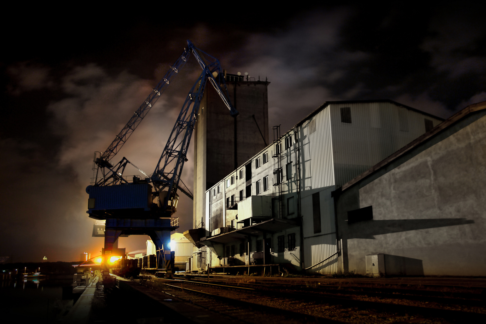 Essen - Stadthafen bei Nacht