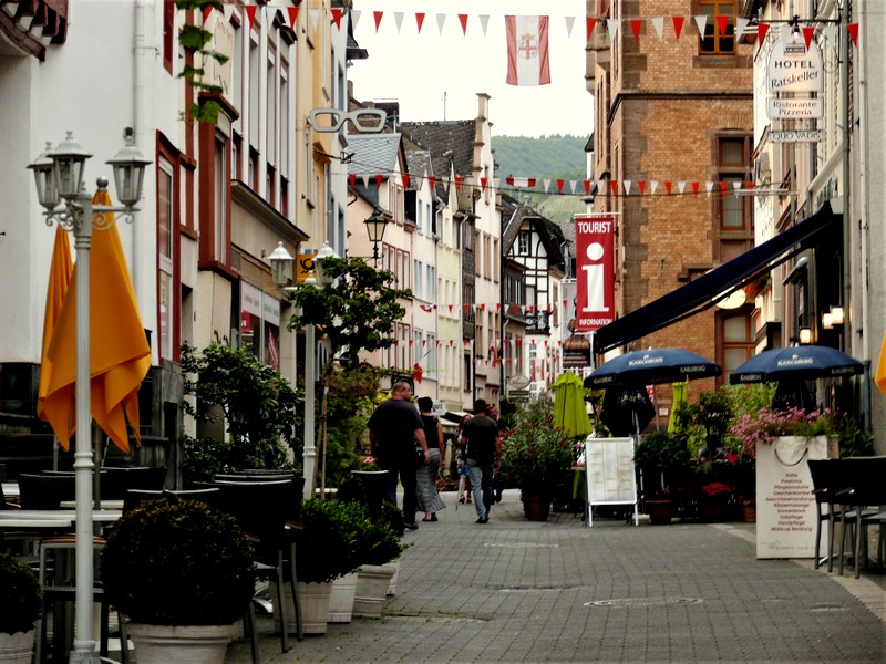 Essen, Trinken, Geld ausgeben