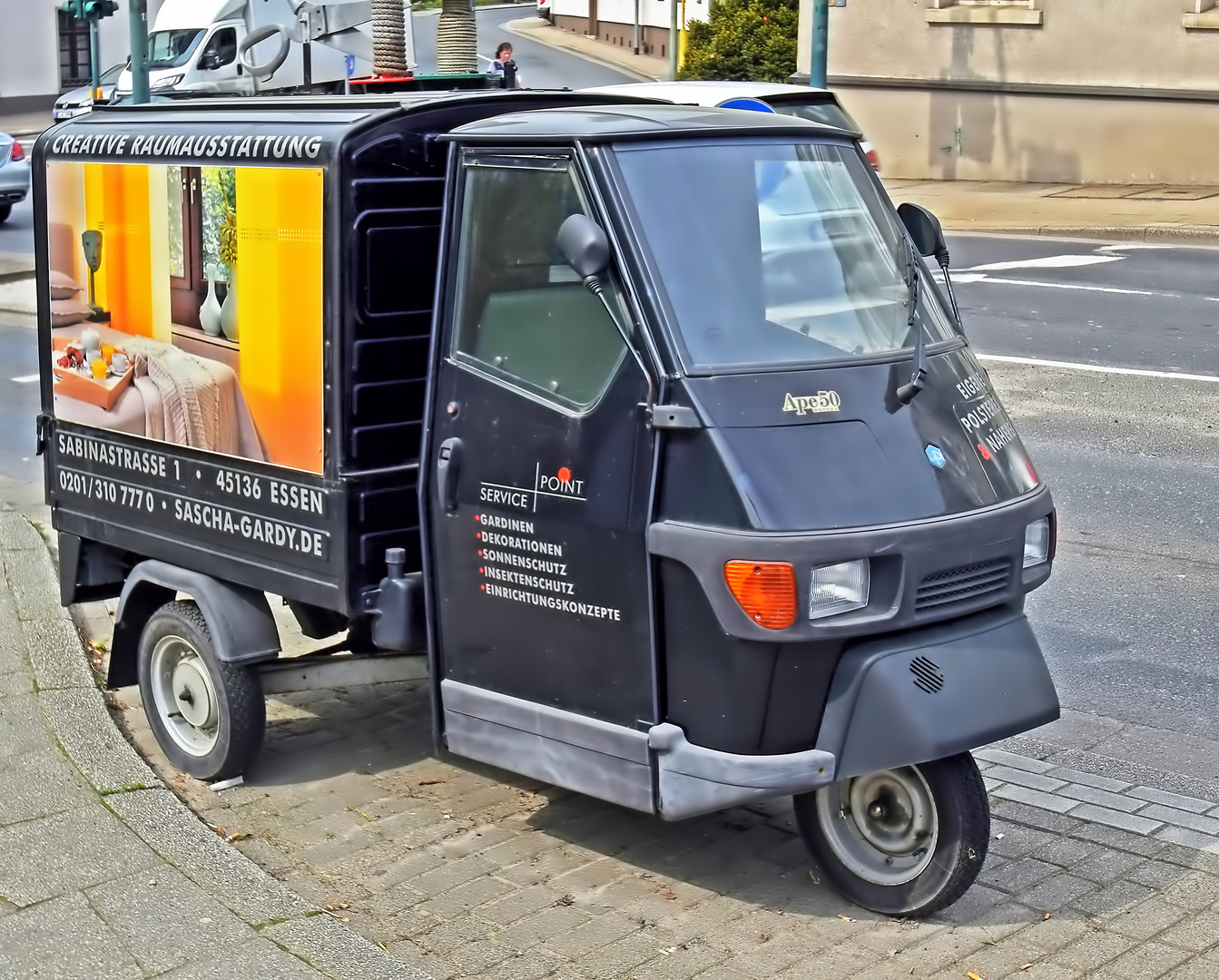 Essen-Werden - "Schwertransporter"