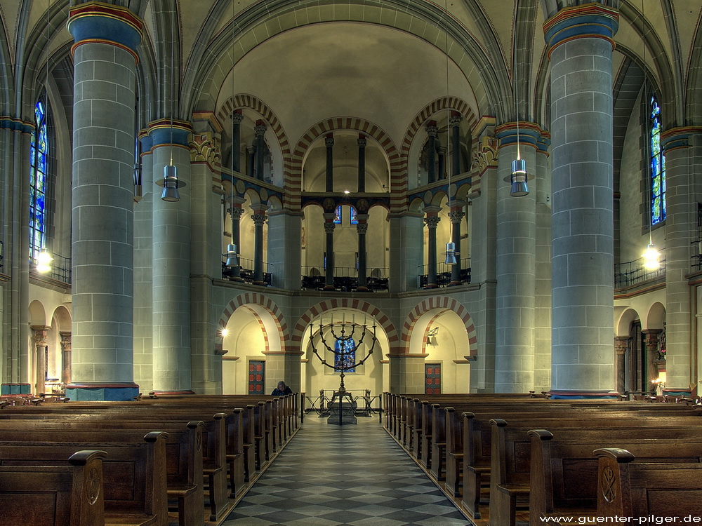 Essener Dom, romanischer Teil