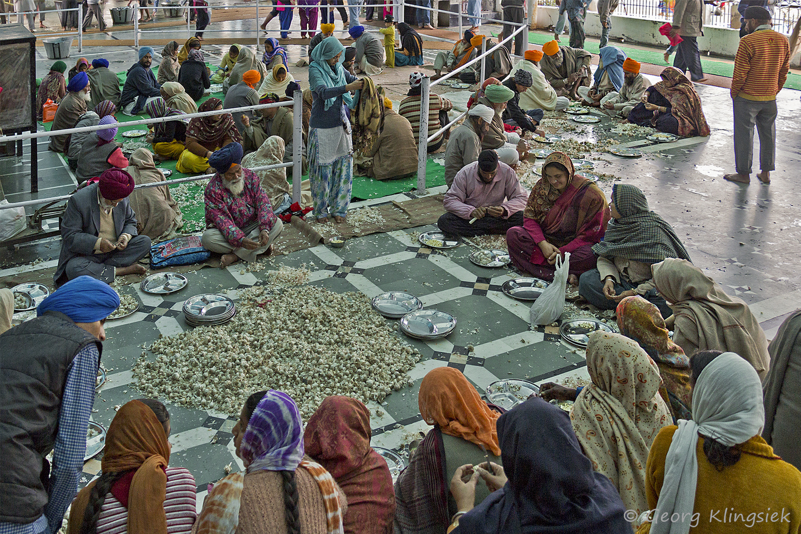 Essenszubereitung im Langar 