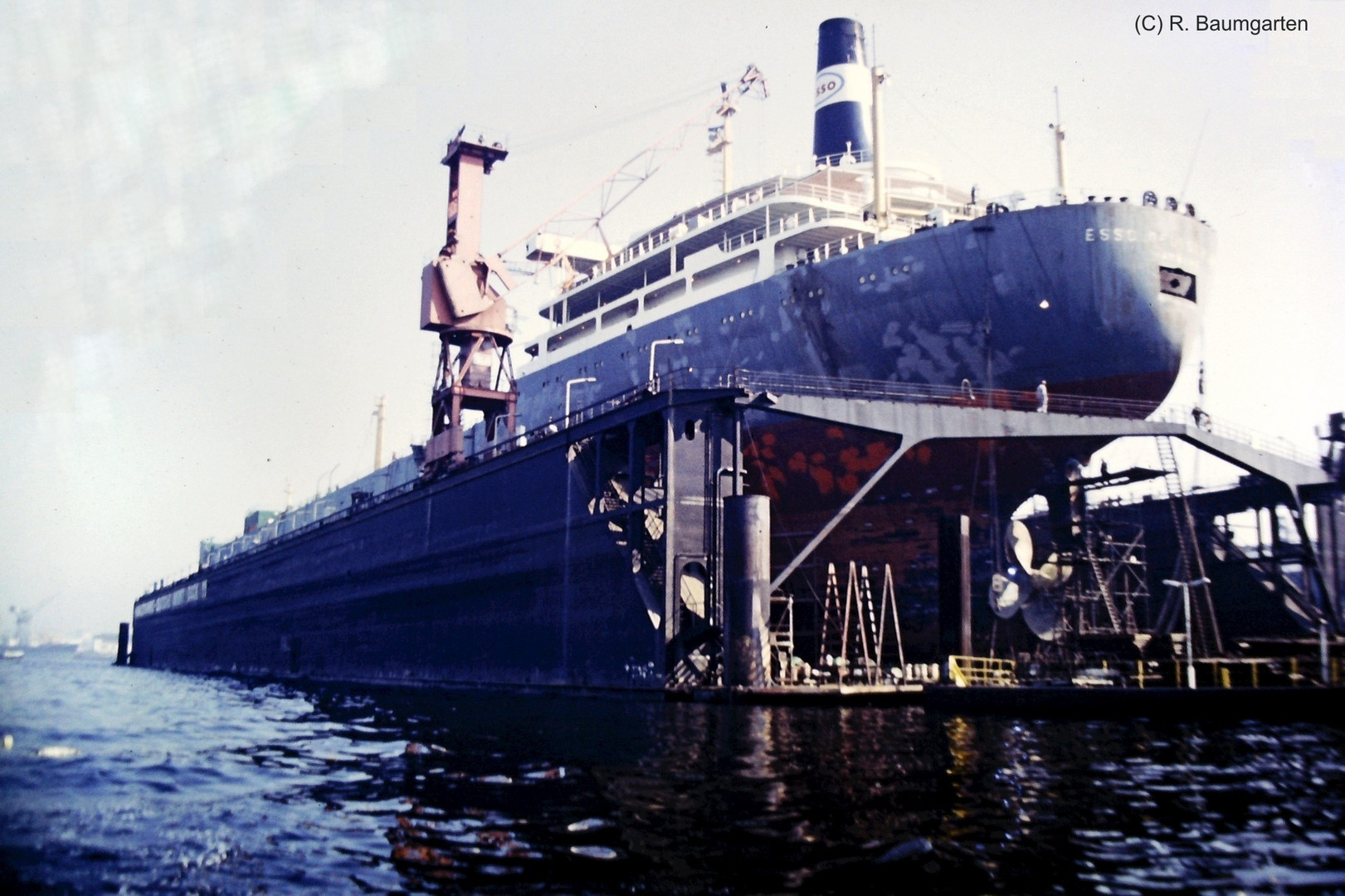 Esso Deutschland Bj 1963 im Dock (Vorgängerin)