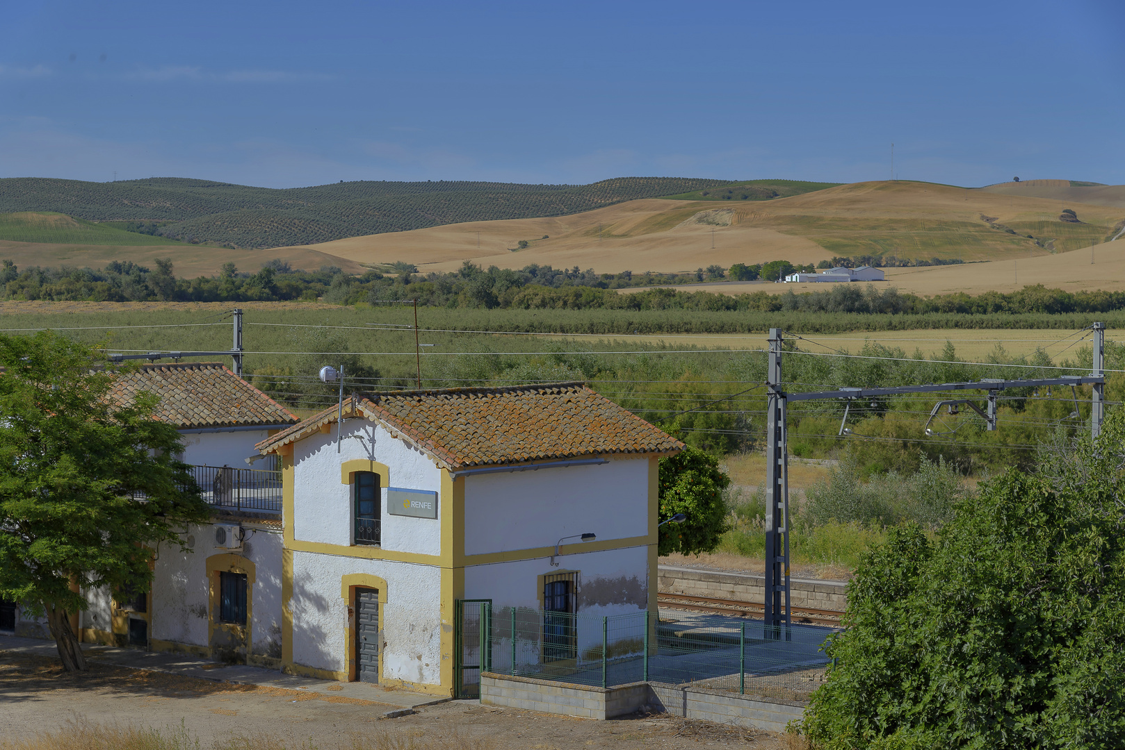 ESTACIÓN DEL TREN DE TORRES CABRERA.....