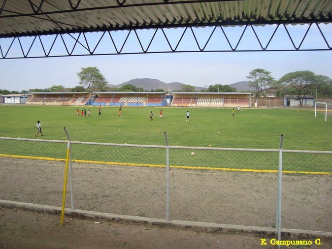 Estadio de mi tierra (Morropón-Piura-Perú)