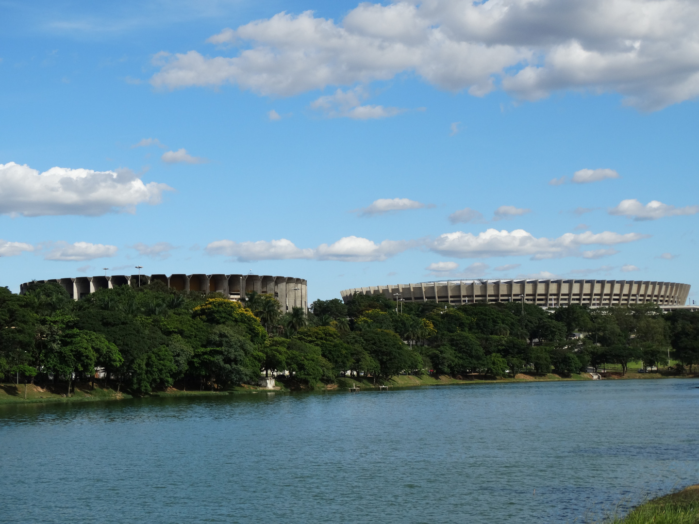 Estádio do Mineirão e Ginásio Mineirinho -