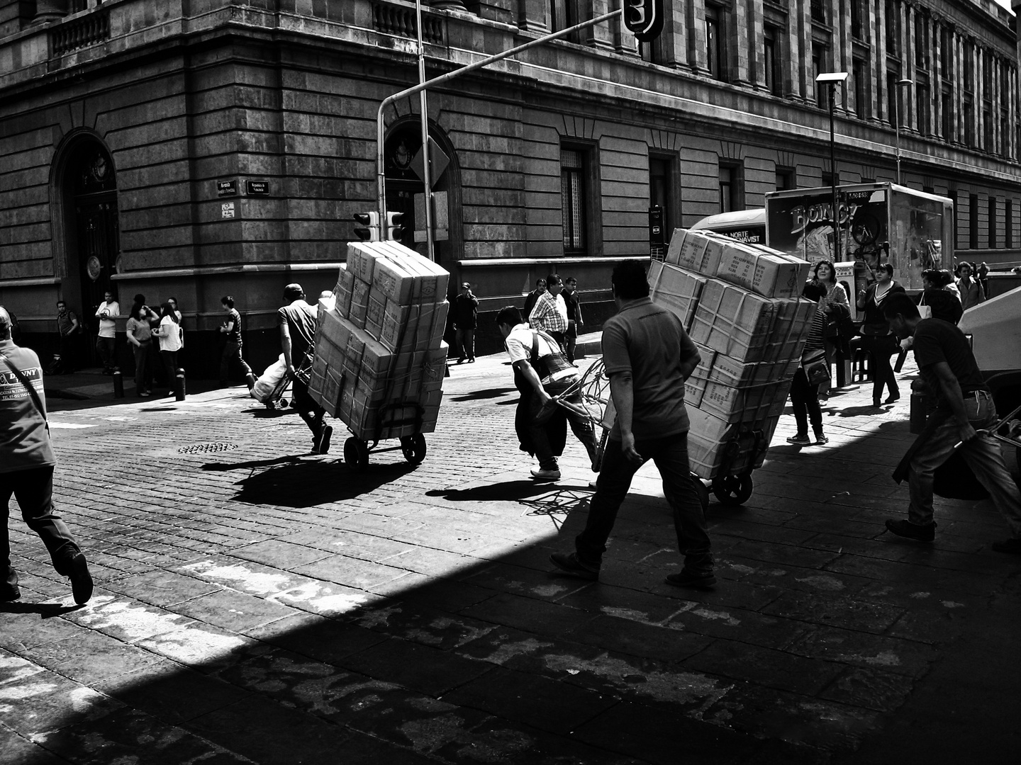 Estampa matutina en el  Centro HIstórico de CDMX