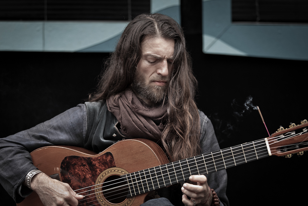 Estas Tonne...