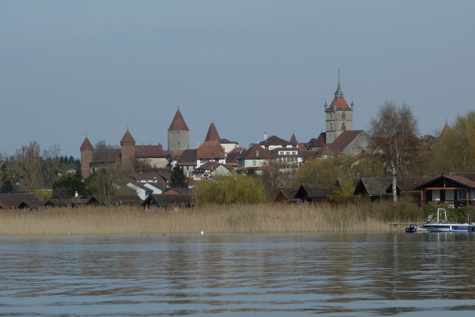 Estavayer-le-Lac (CH), lac de Neuchâtel, 17.04.17.00 heures