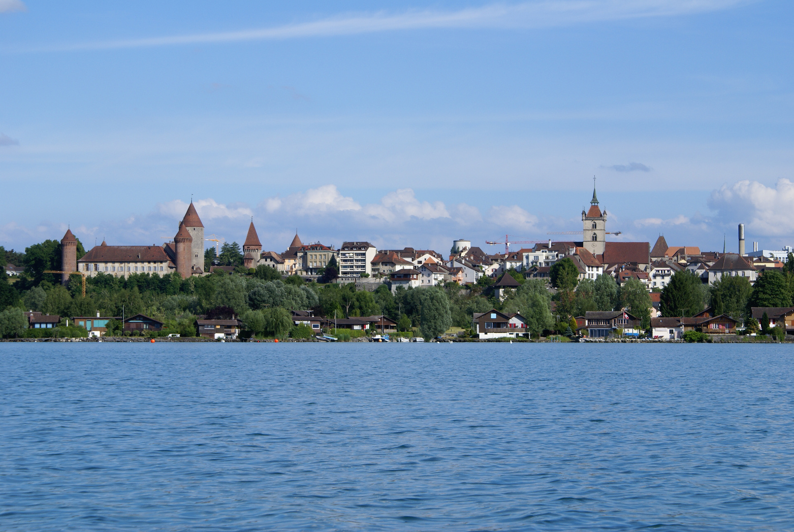 Estavayer-le-Lac (CH), lac de Neuchâtel, pied du Jura