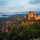 Esterel-Gebirge ca. eine halbe Stunde nach Sonnenaufgang...