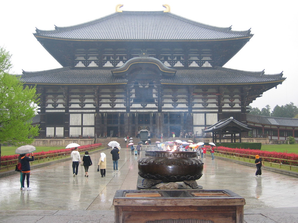 Esterno tempio Buddista a Nara Giappone