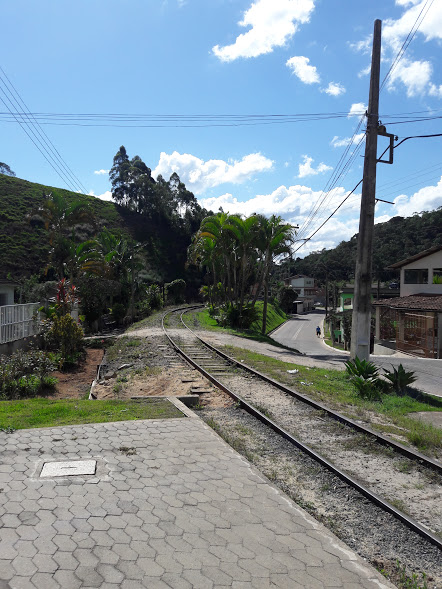 estrada de ferro